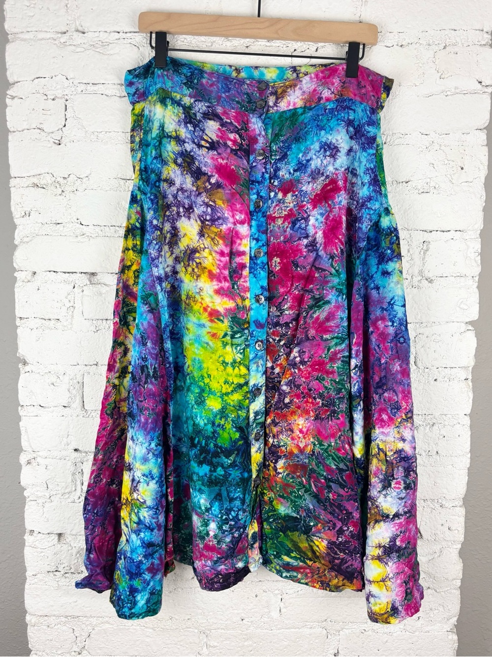 Vintage Vibrant Multicolor Tie-Dye Button-Front Maxi Skirt